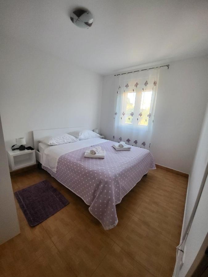 Villa Tea Ražanj Eksteriør billede