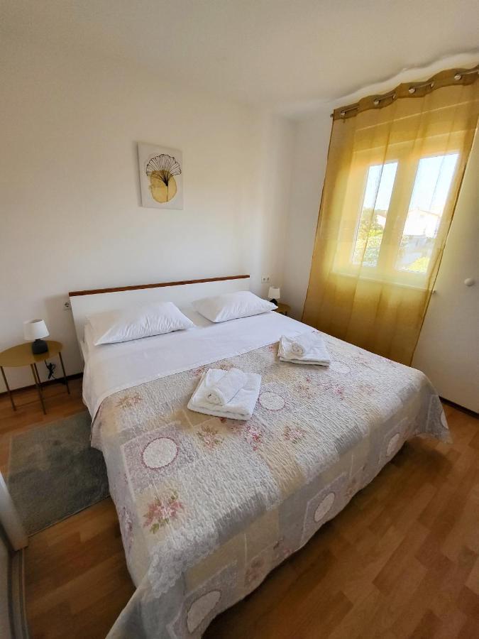 Villa Tea Ražanj Eksteriør billede