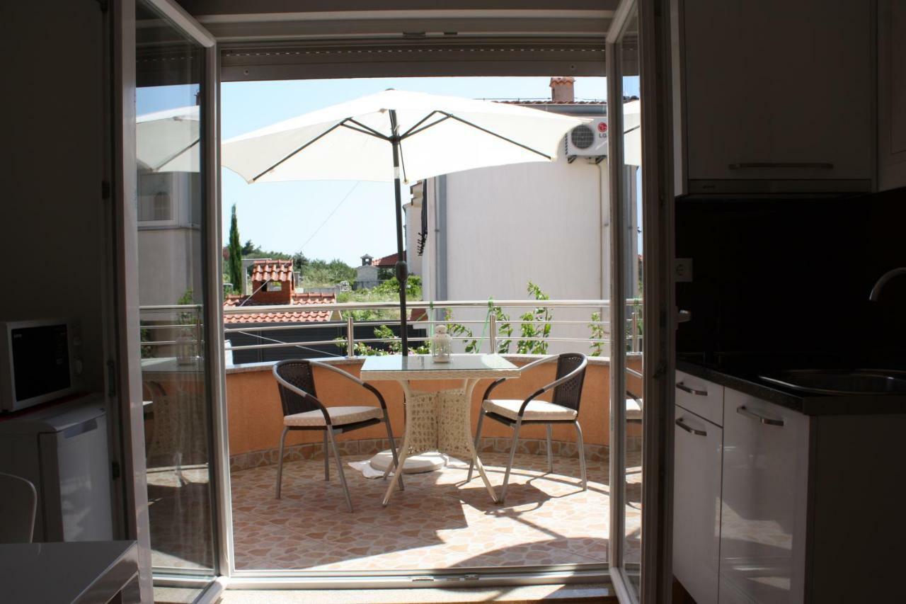 Villa Tea Ražanj Eksteriør billede